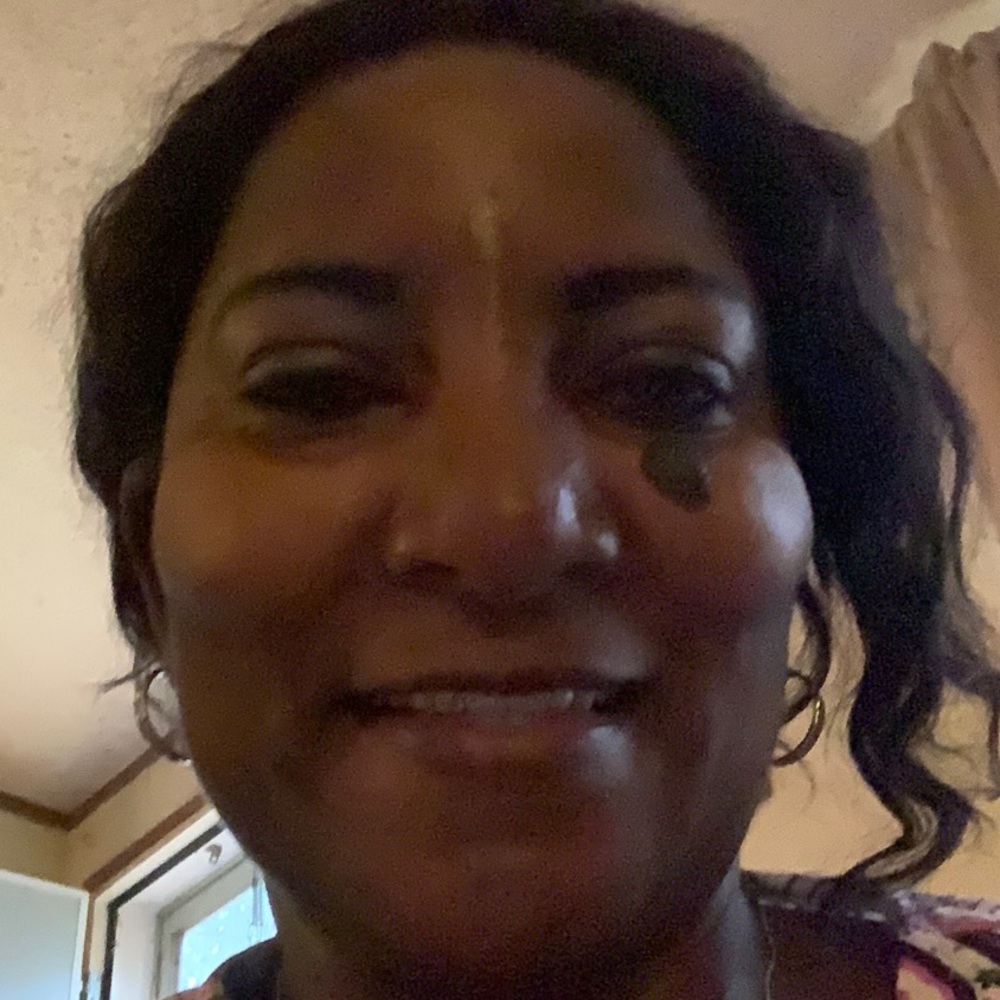 Meet your Posher, Sheila s